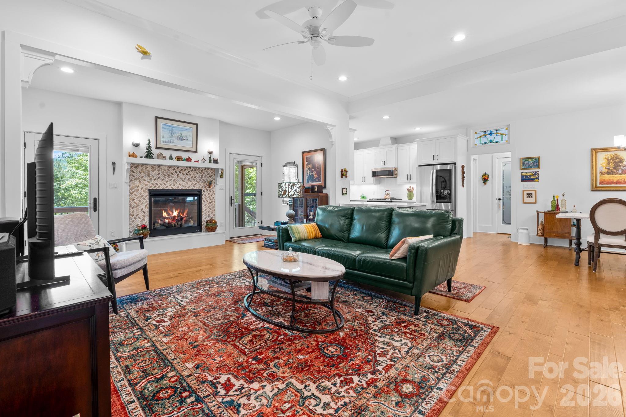 142 Highland Cove — West Jefferson