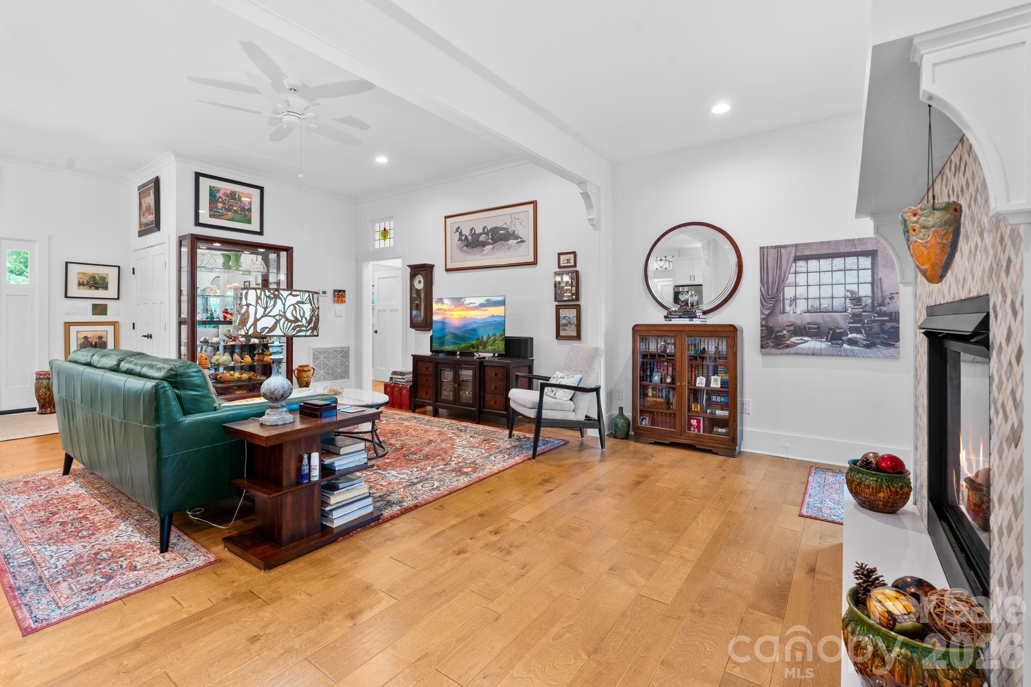 142 Highland Cove — West Jefferson