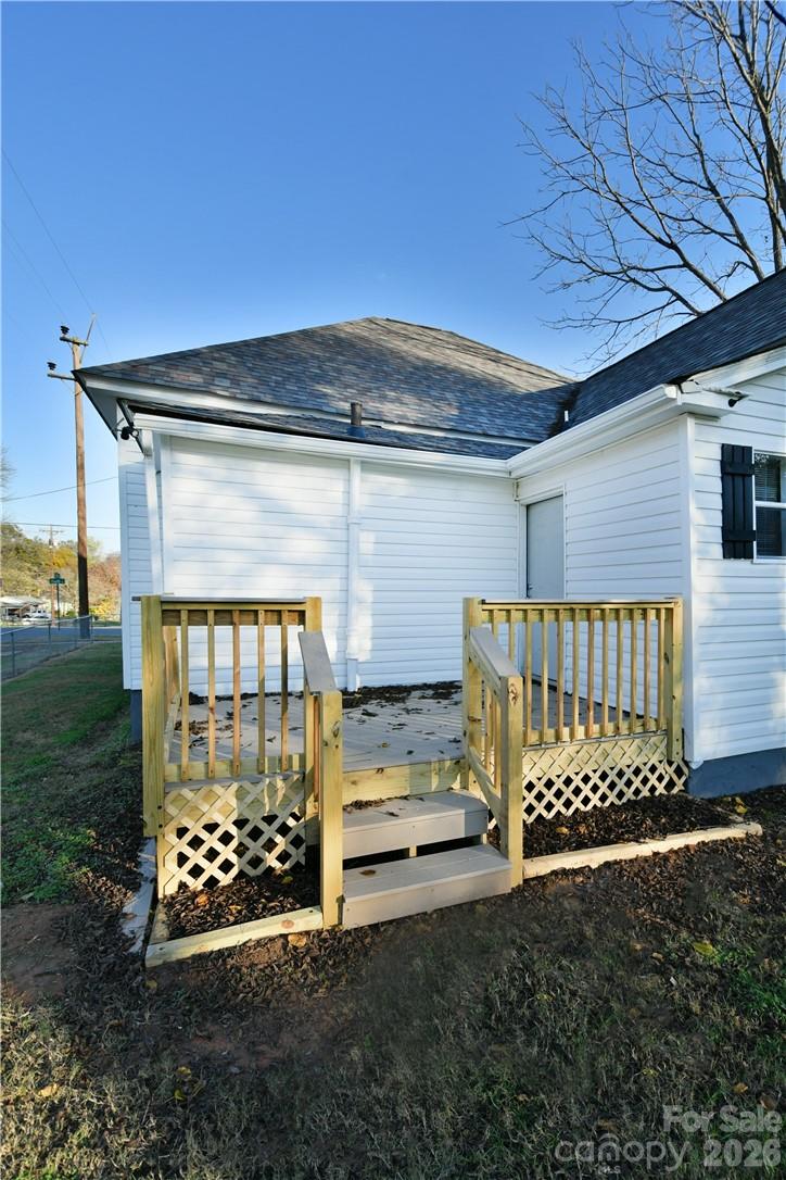 1204 4th Street — Statesville
