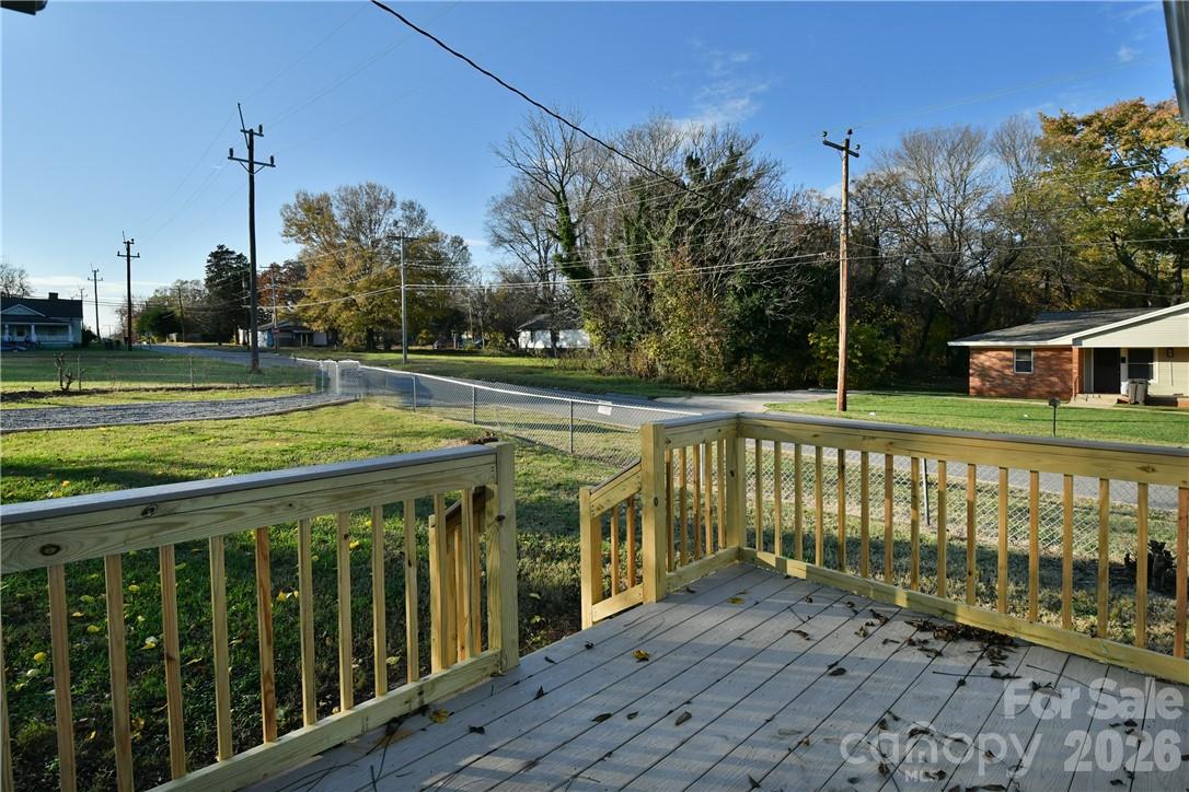 1204 4th Street — Statesville
