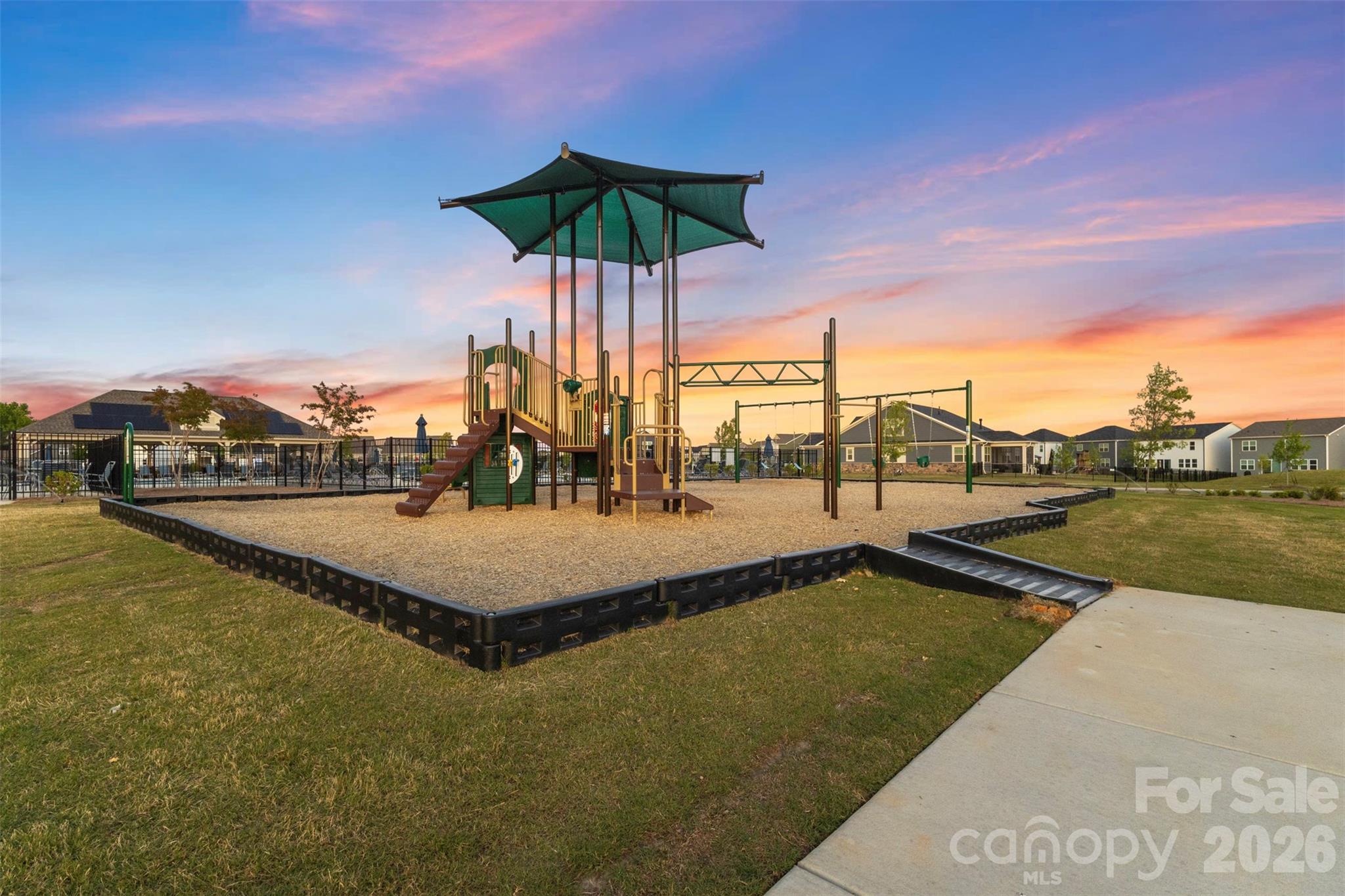 2621 Crimson Way #137 — Monroe