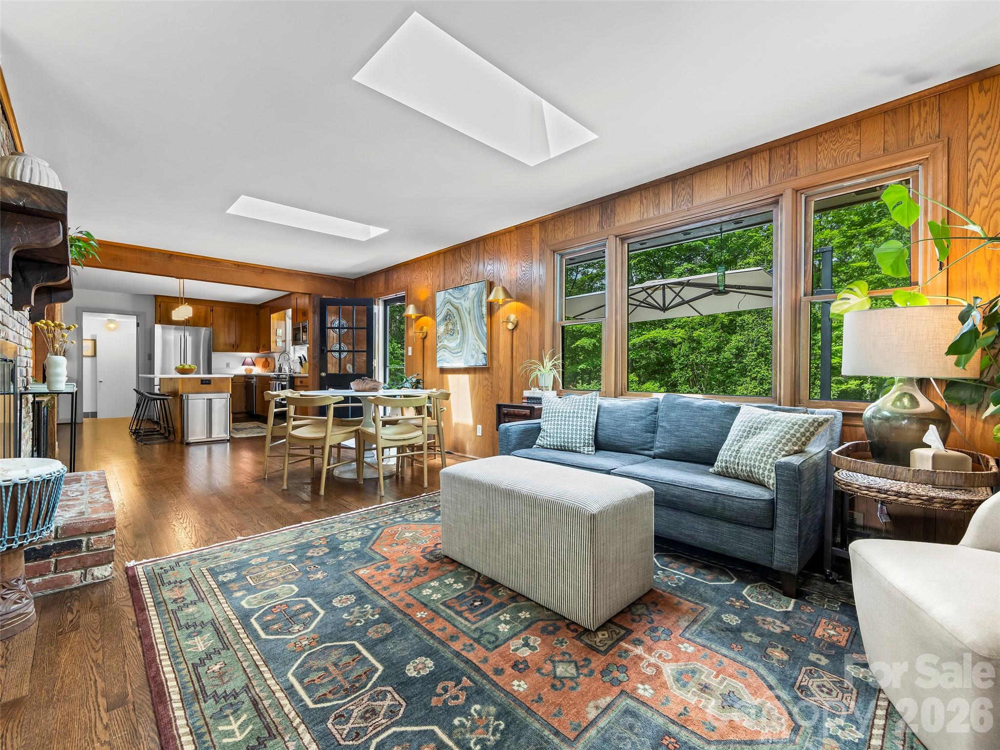 423 Vanderbilt Road — Asheville