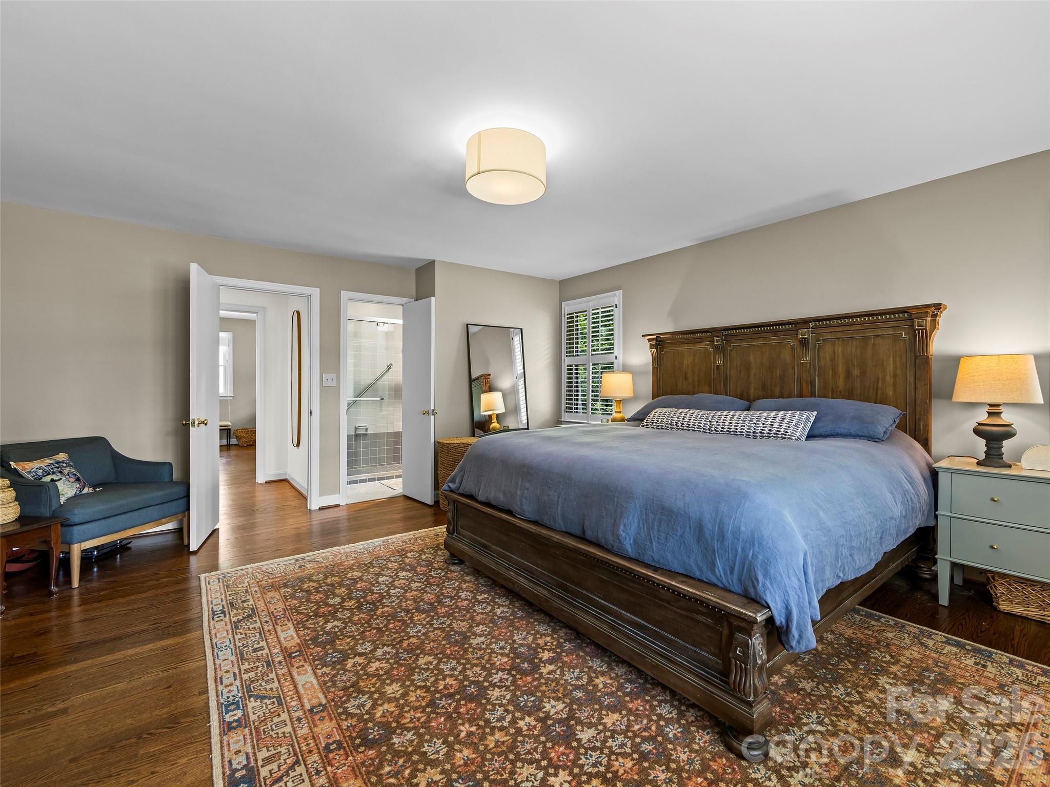 423 Vanderbilt Road — Asheville