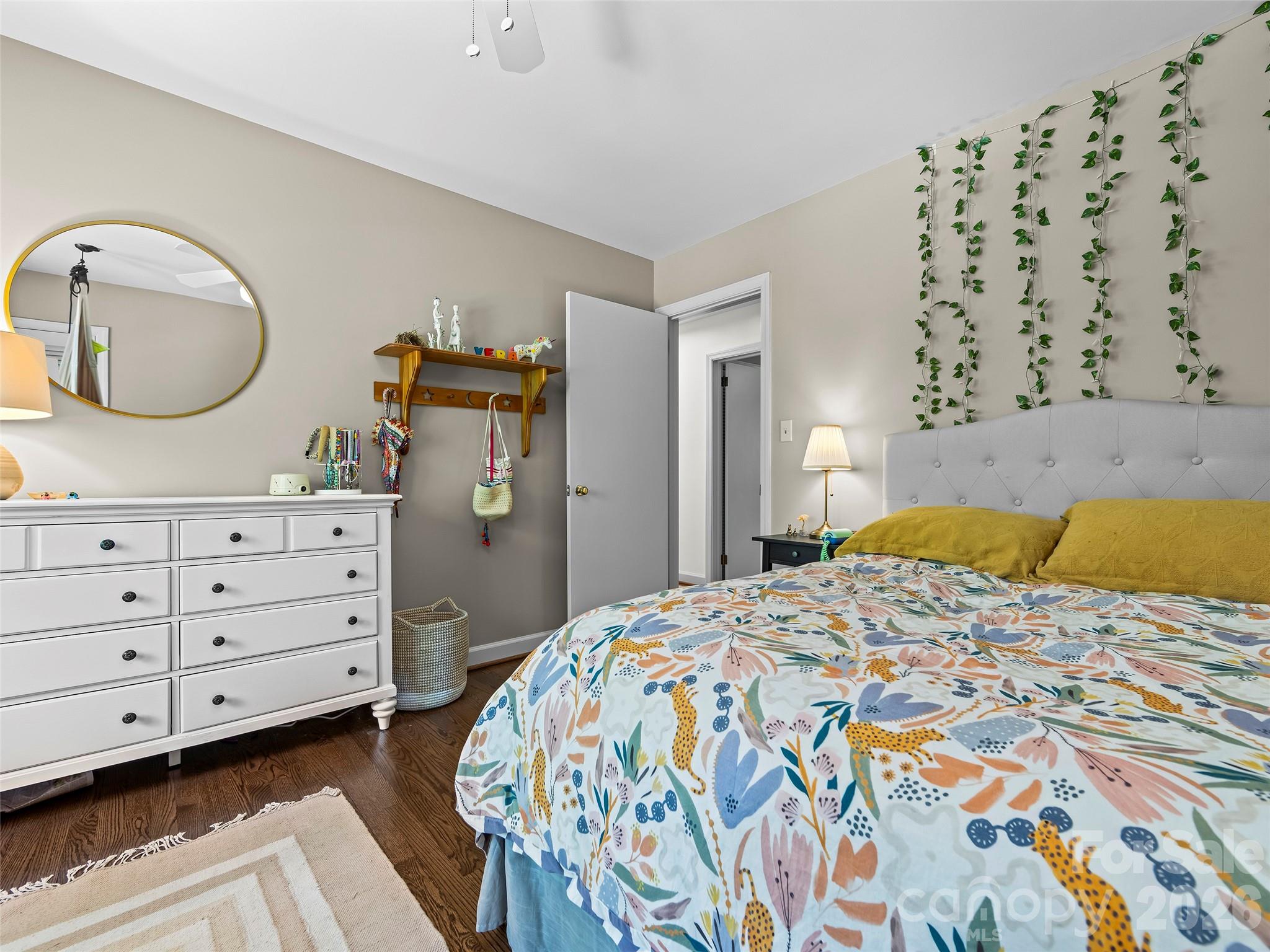 423 Vanderbilt Road — Asheville