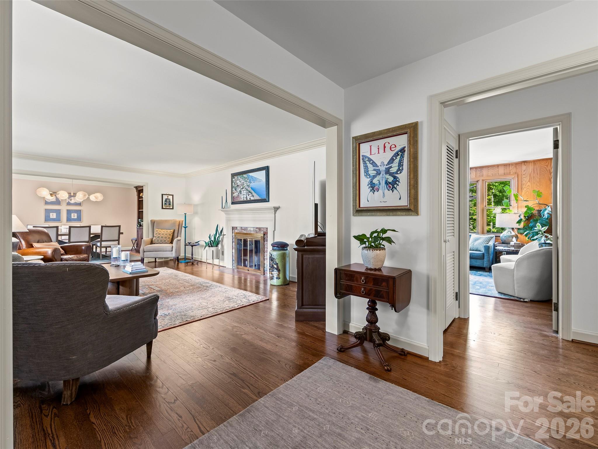 423 Vanderbilt Road — Asheville