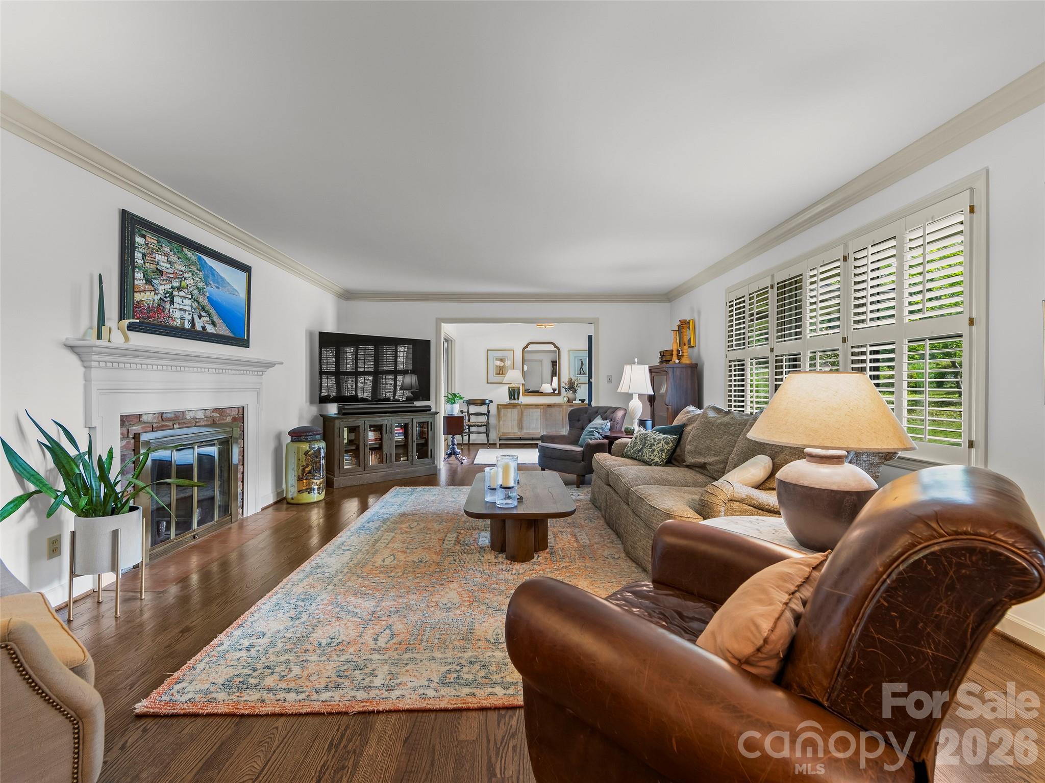 423 Vanderbilt Road — Asheville