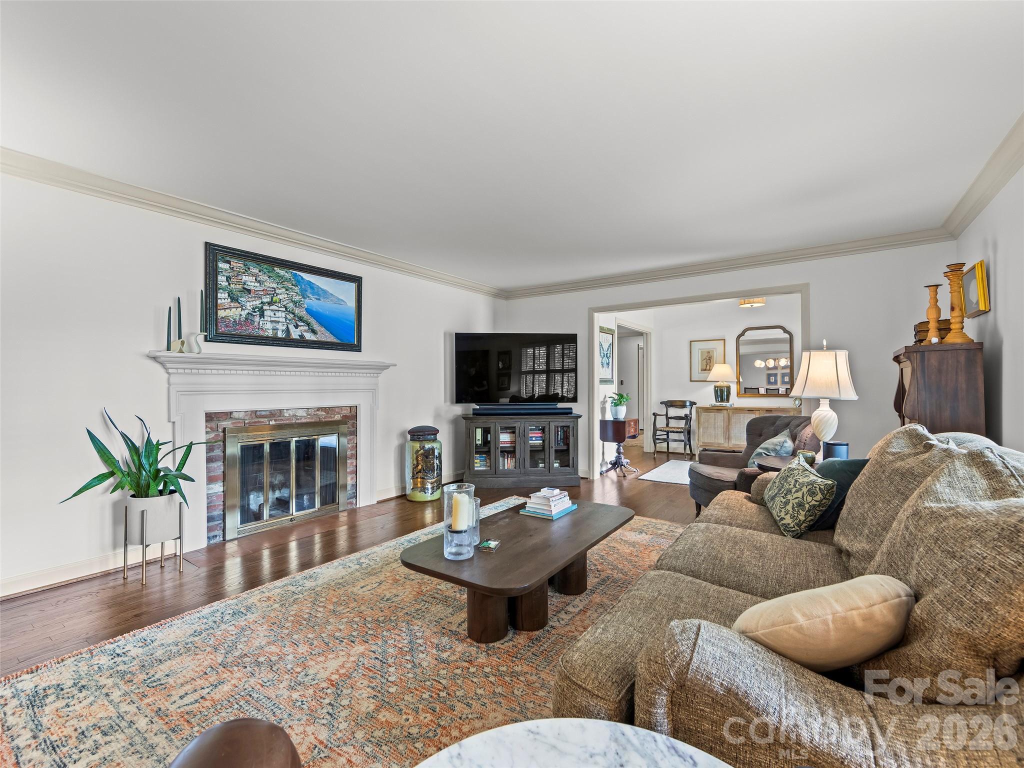 423 Vanderbilt Road — Asheville