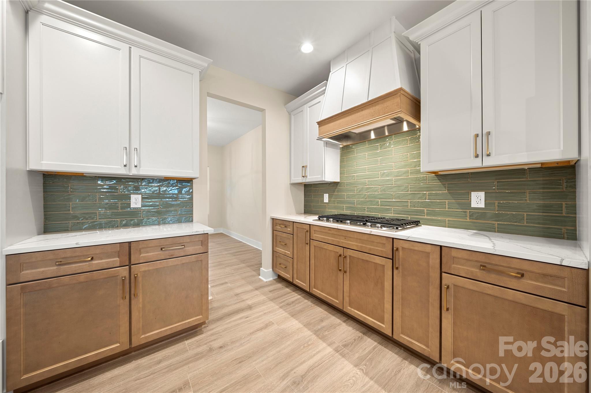 6991 Oakridge Road #1 — Clover