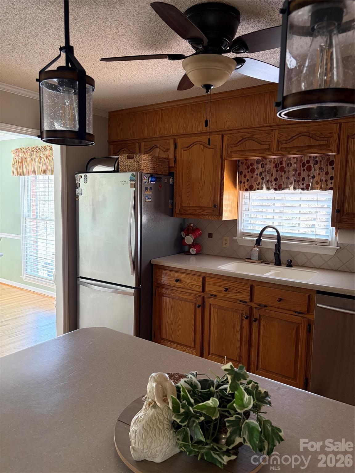 236 Robinwood Circle NE — Lenoir