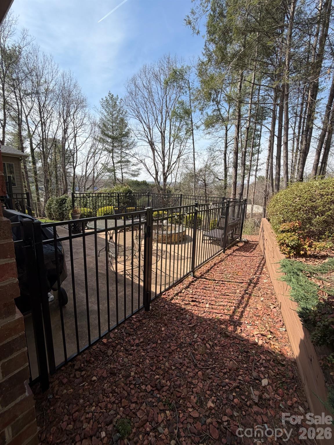 236 Robinwood Circle NE — Lenoir