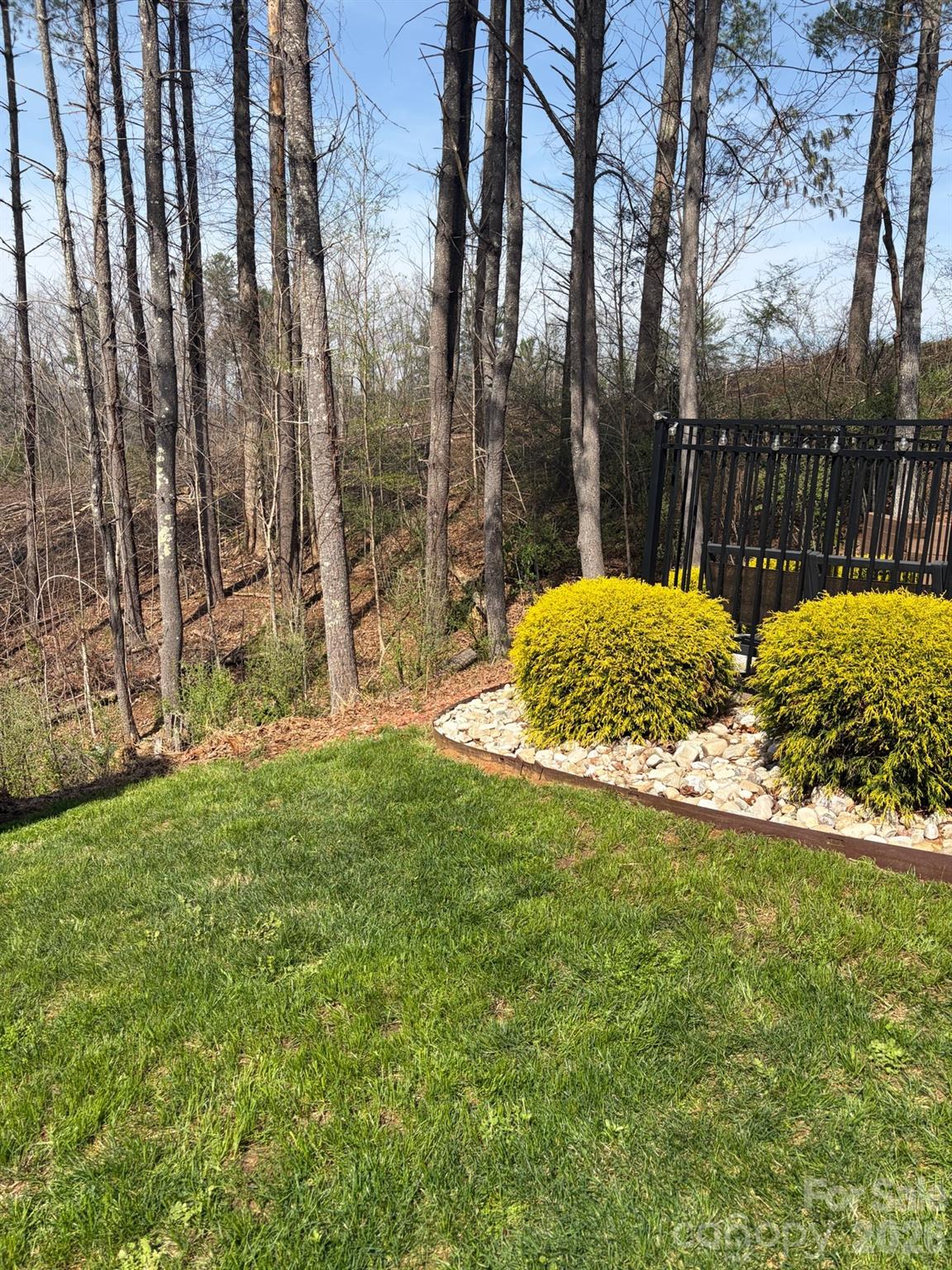 236 Robinwood Circle NE — Lenoir