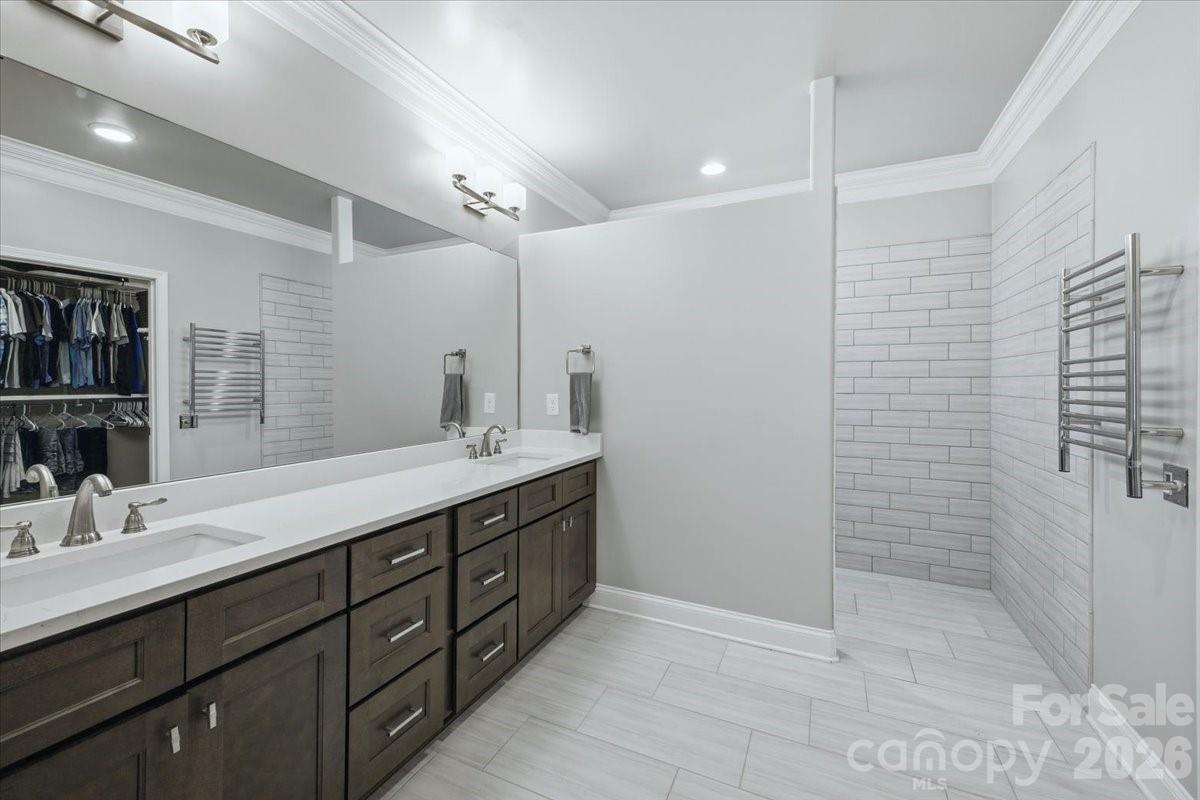 6095 Gold Springs Way — Denver