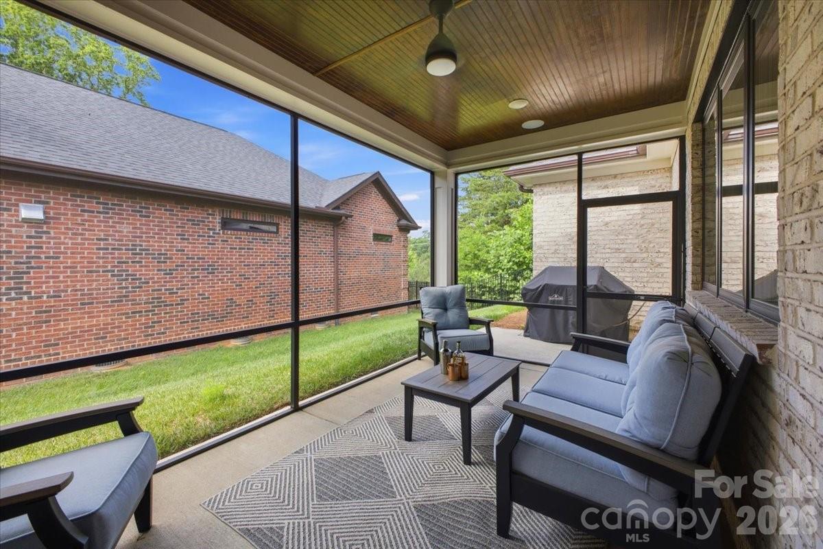 6095 Gold Springs Way — Denver