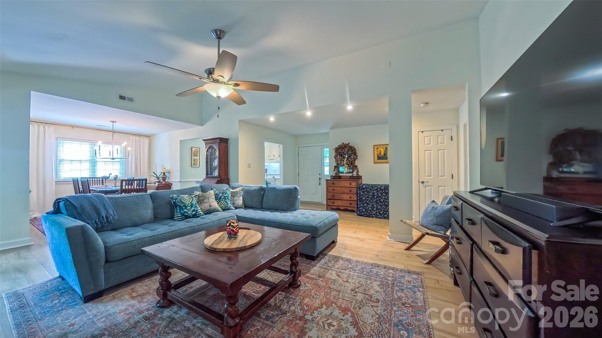 2425 Turnberry Lane — Charlotte