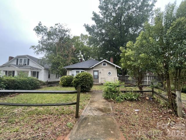 2616 Holton Avenue — Charlotte