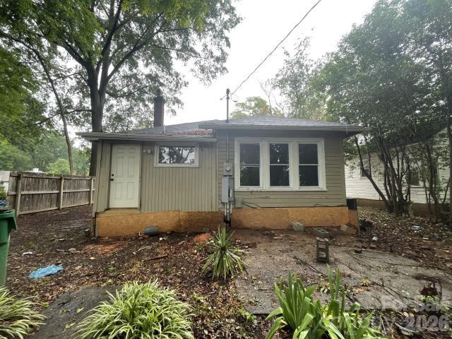 2616 Holton Avenue — Charlotte