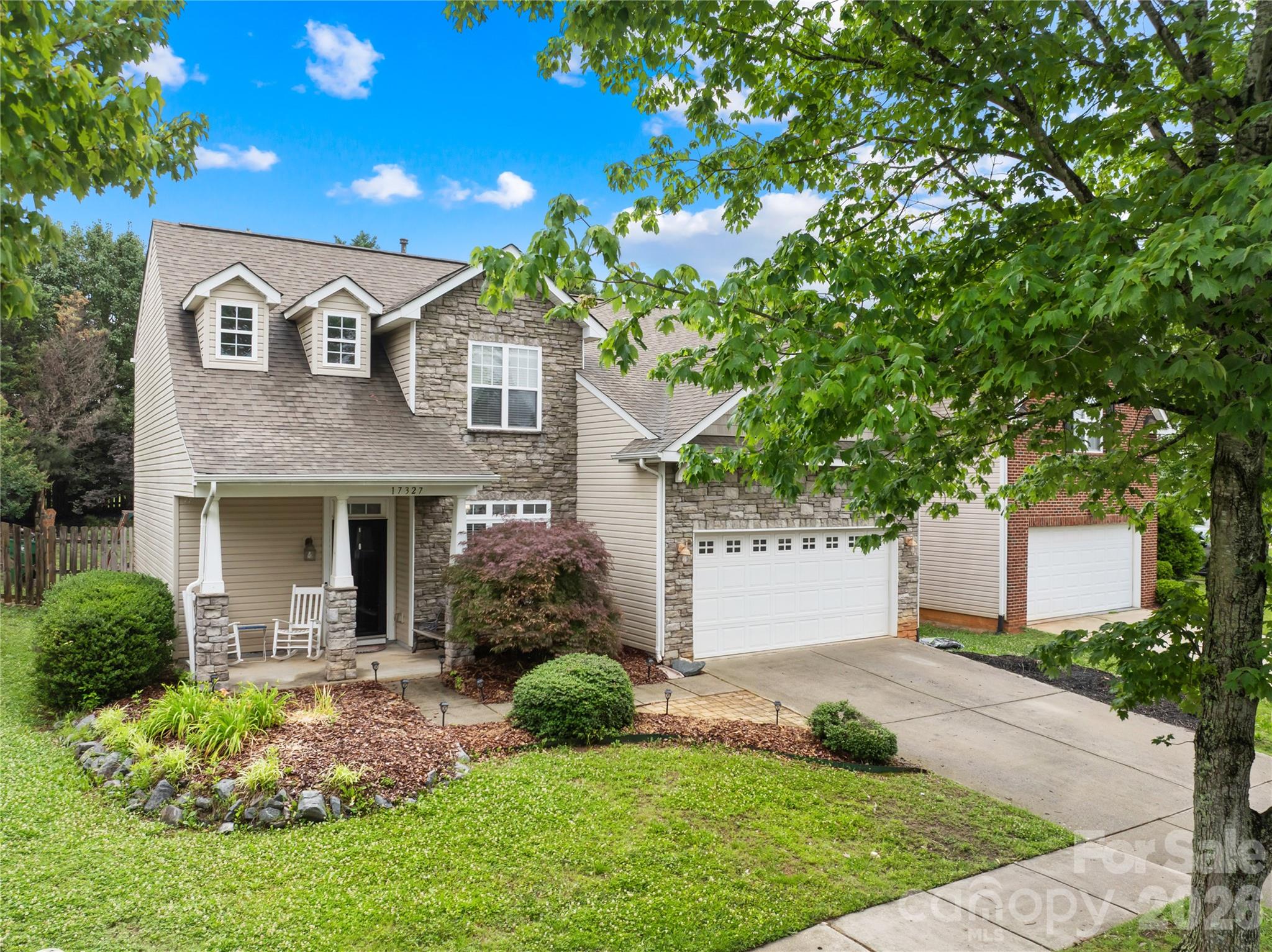17327 Newlands Corner Lane — Charlotte