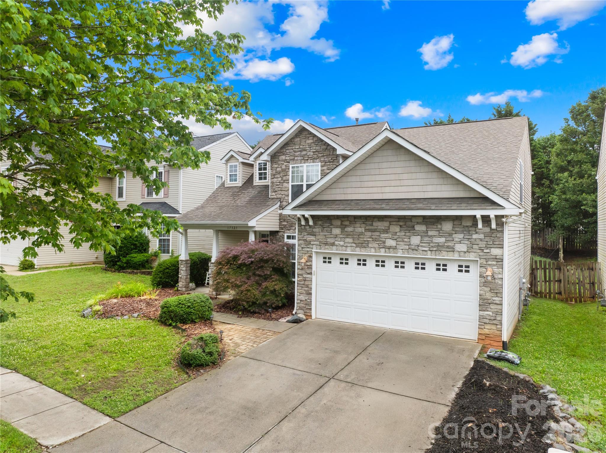 17327 Newlands Corner Lane — Charlotte
