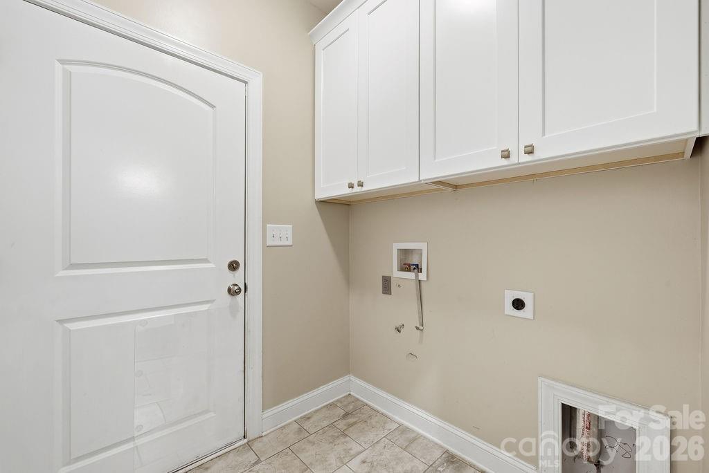 9026 Raven Top Drive — Mint Hill
