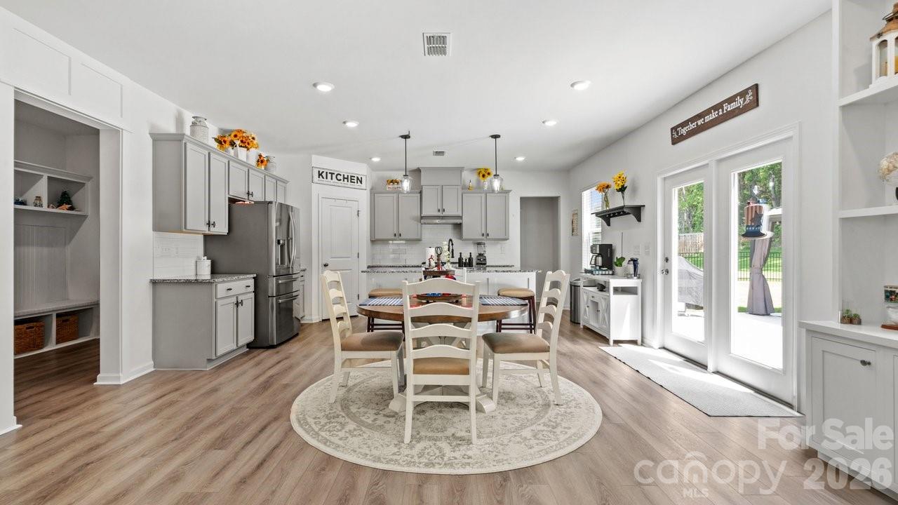 242 Winford Road — Troutman