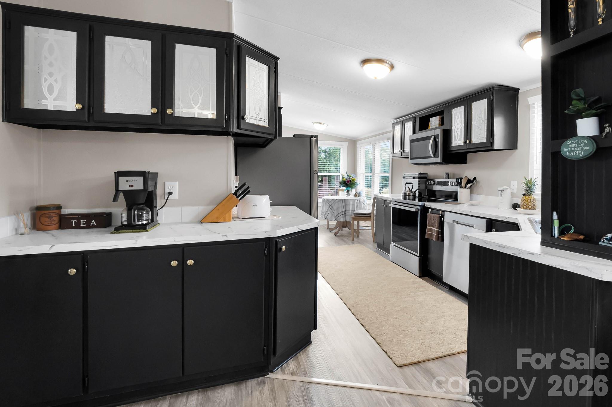 1677 Jennings Road — Olin