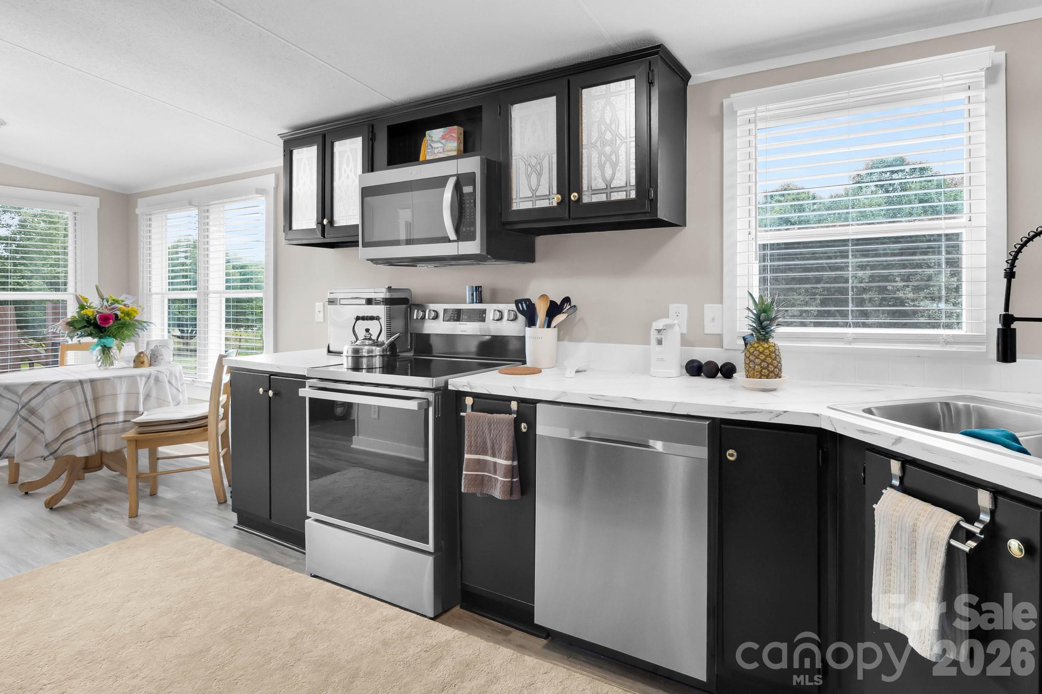 1677 Jennings Road — Olin