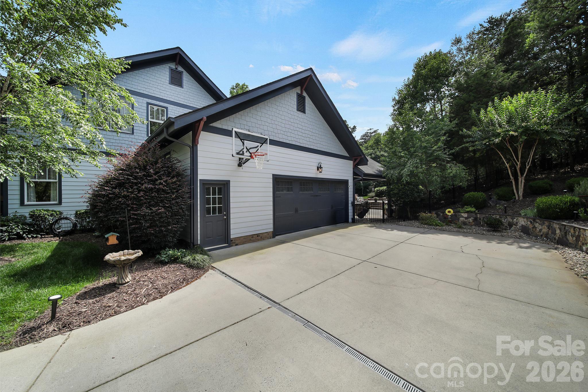 1075 Gardenia Street — Fort Mill