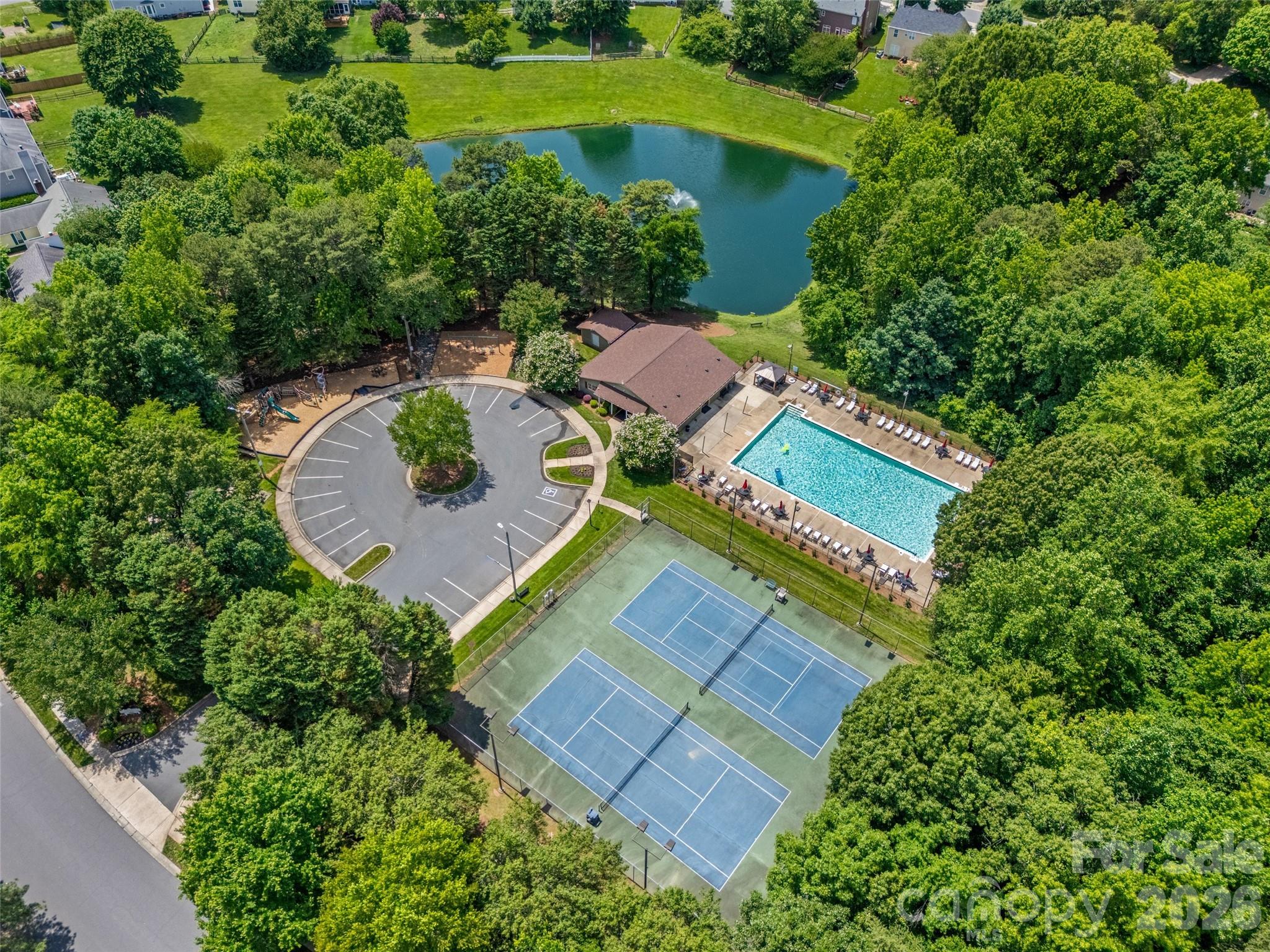 4926 Benthaven Lane — Charlotte