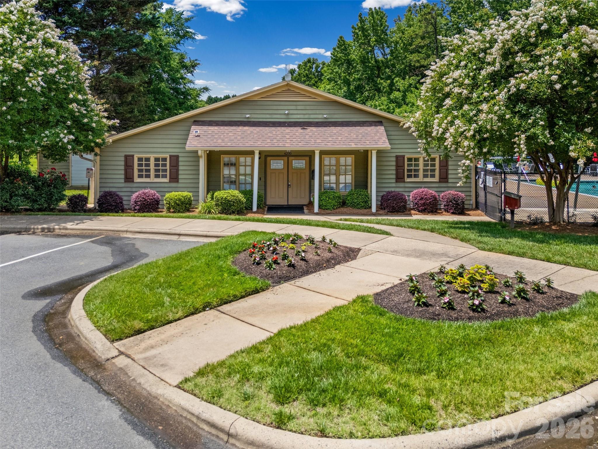 4926 Benthaven Lane — Charlotte