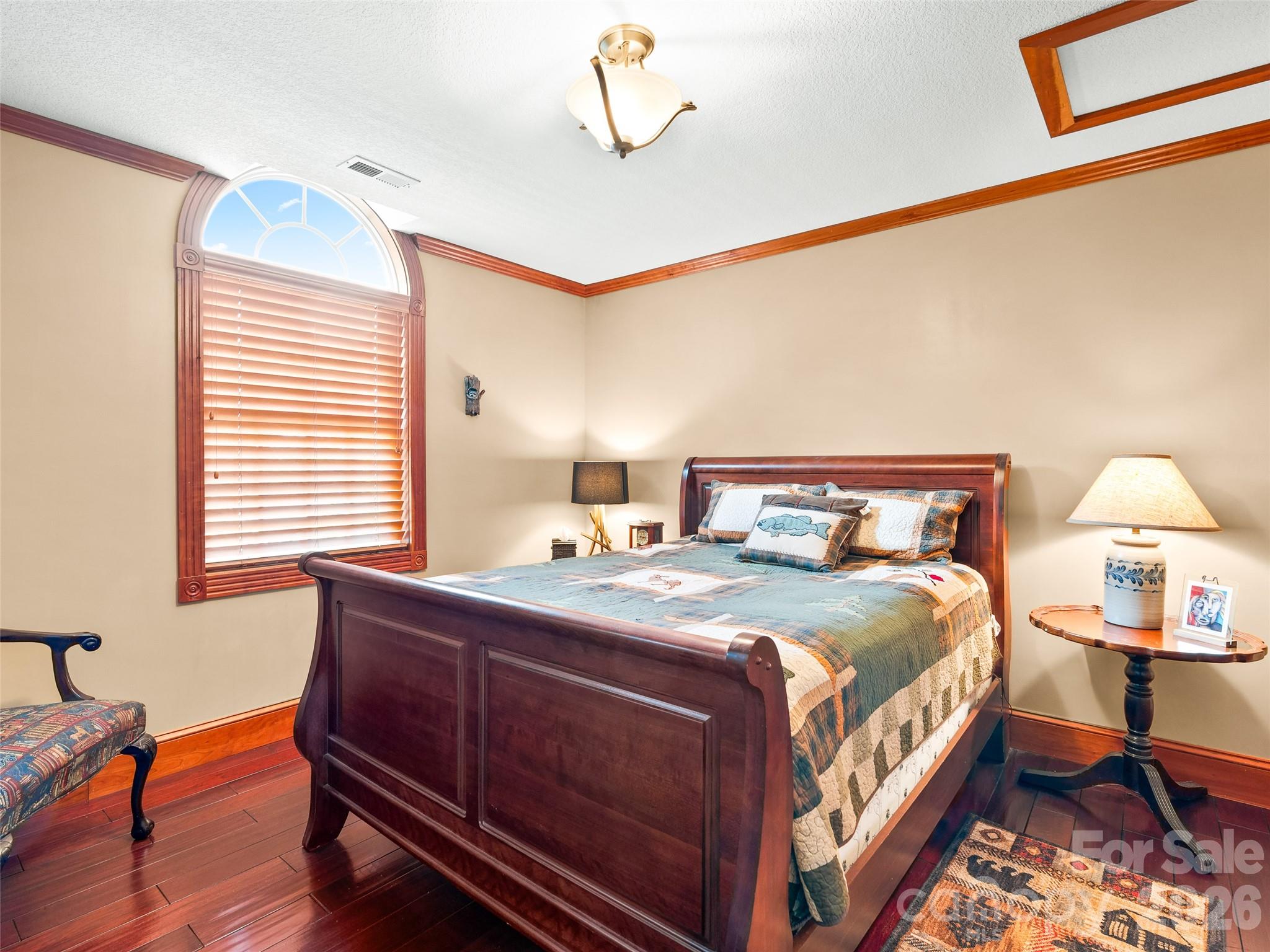 40 Hope Road — Weaverville
