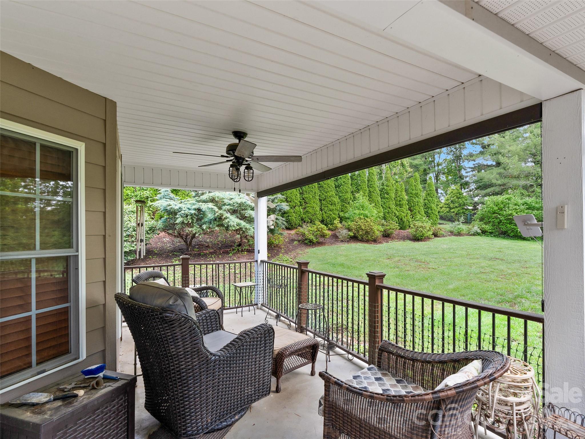 40 Hope Road — Weaverville