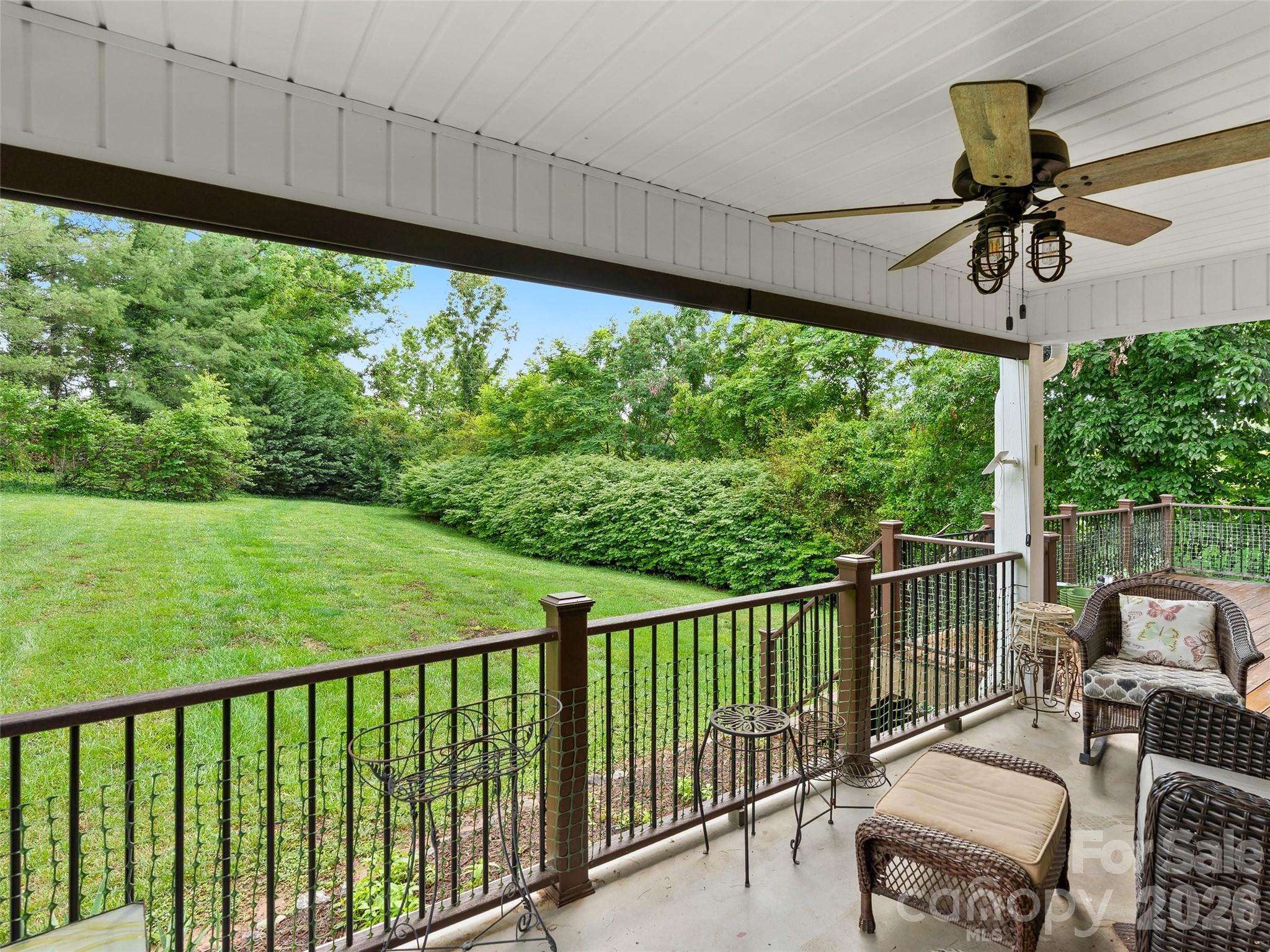 40 Hope Road — Weaverville