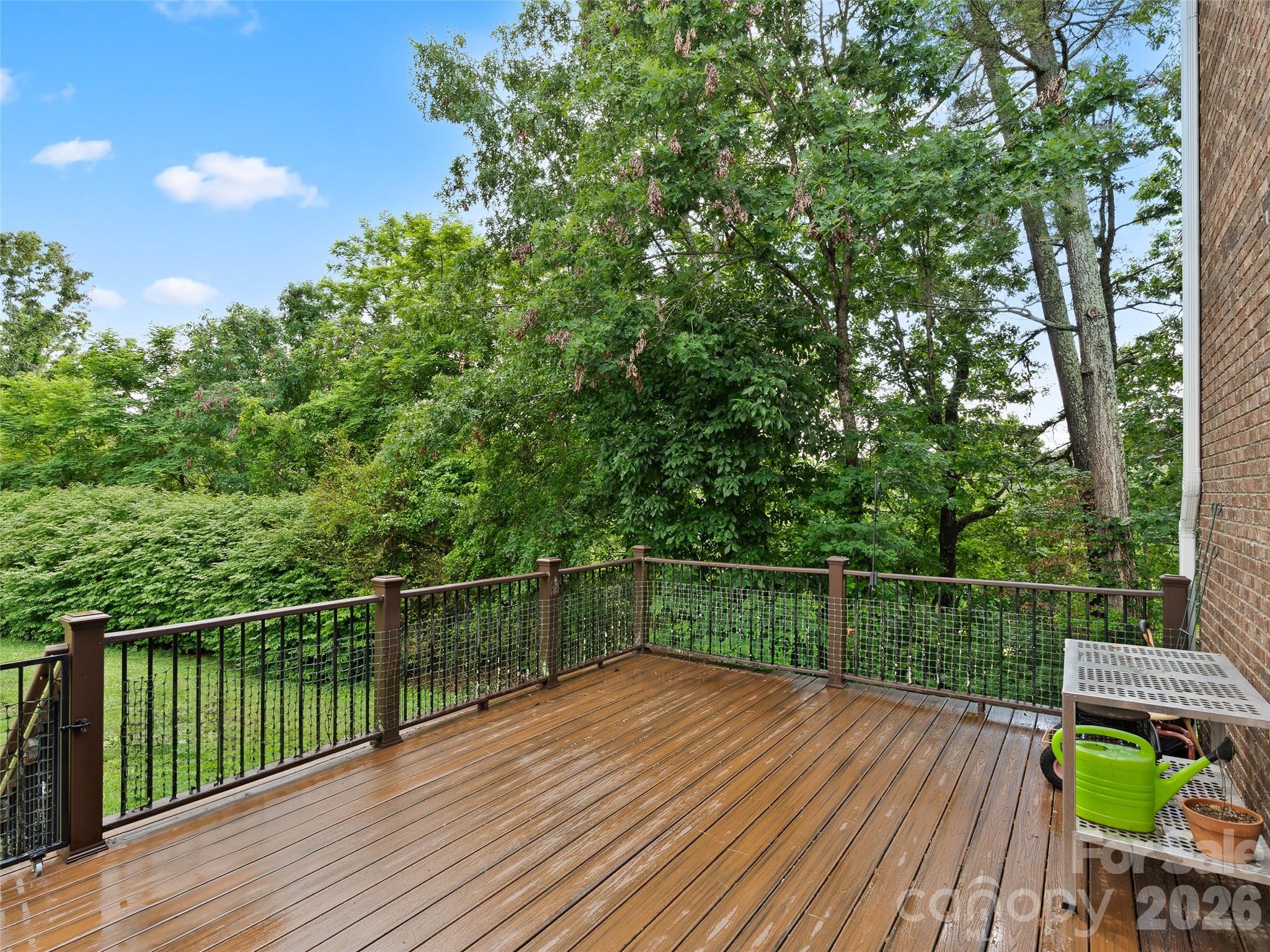 40 Hope Road — Weaverville