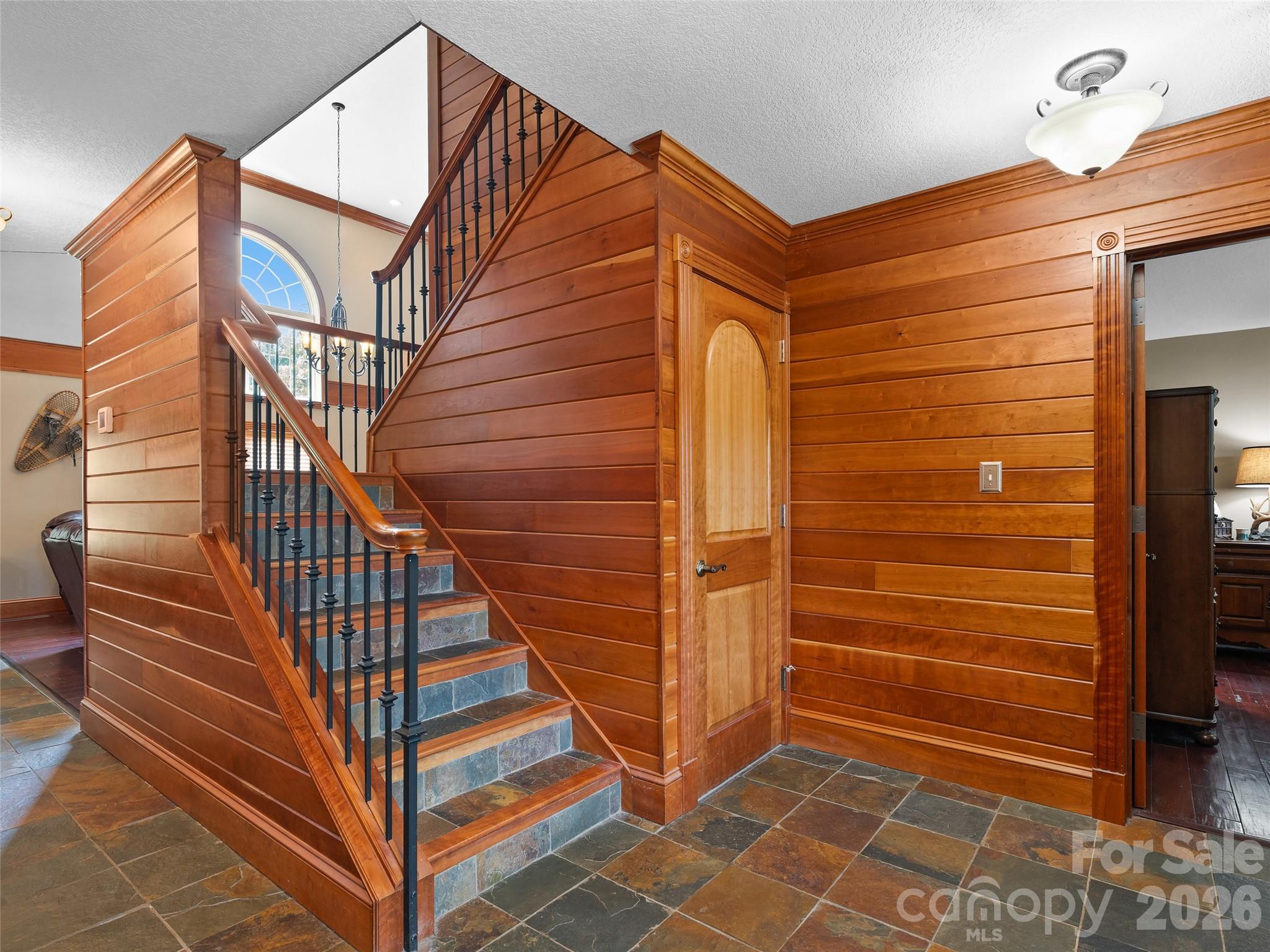 40 Hope Road — Weaverville