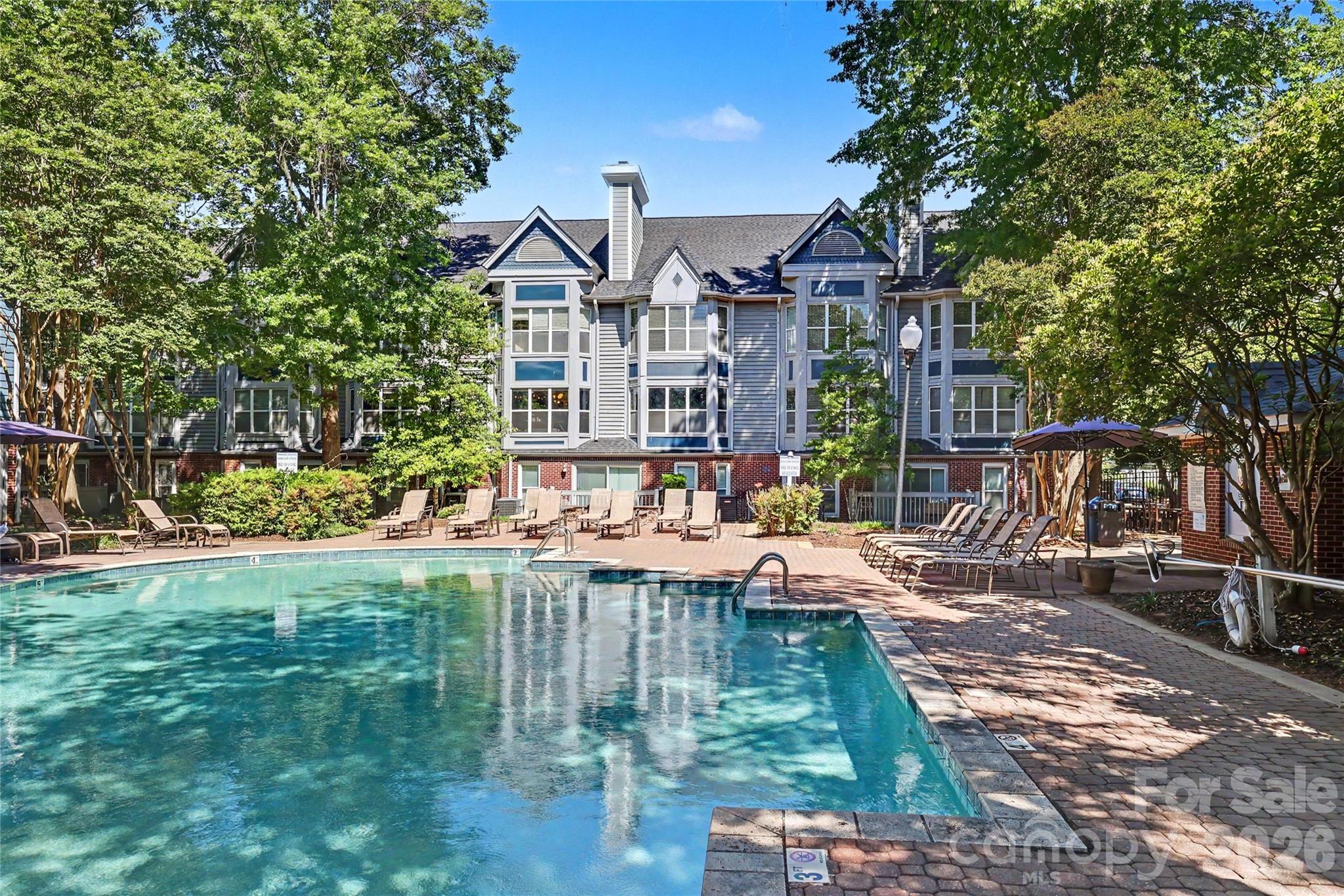 517 N Graham Street #2D — Charlotte