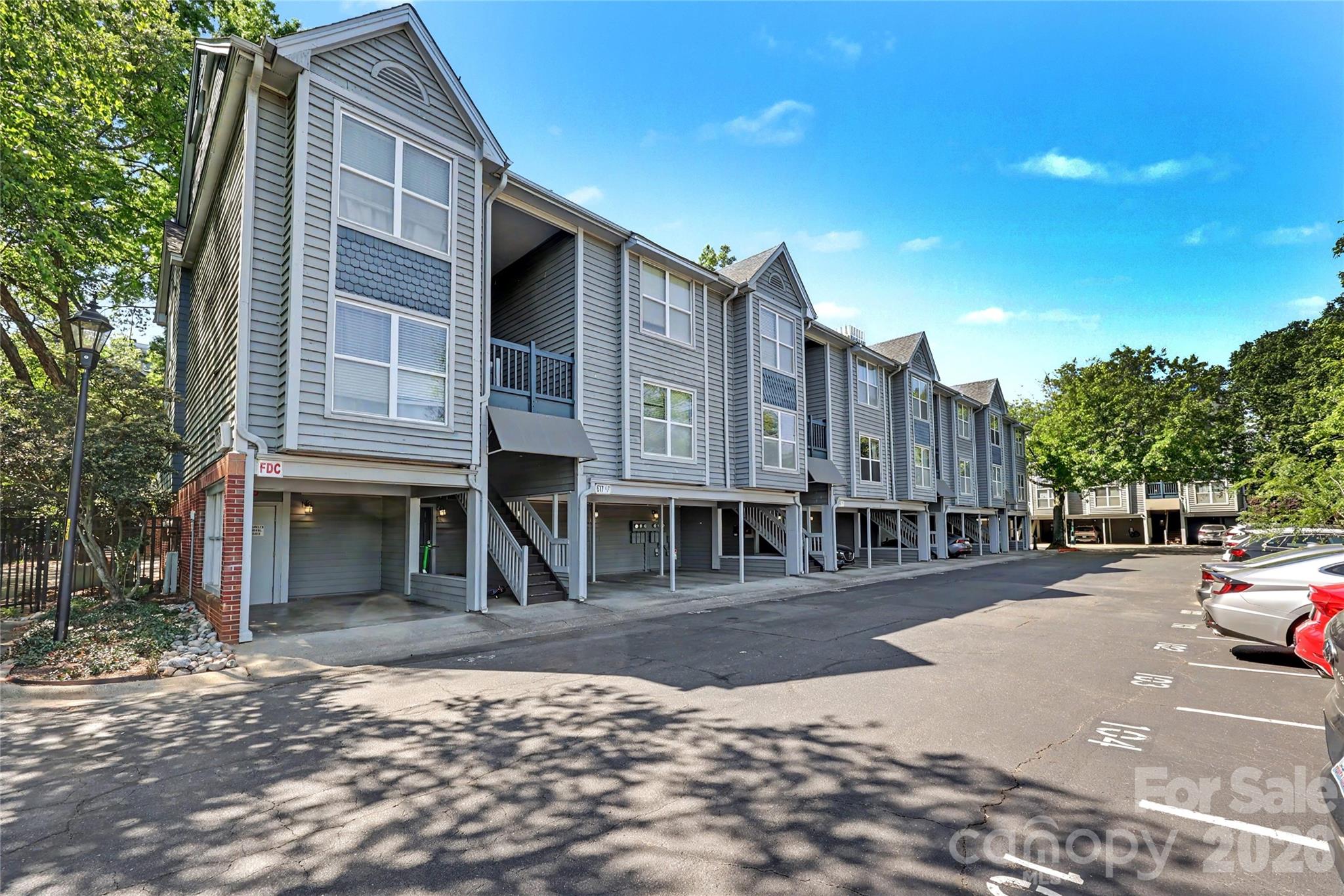 517 N Graham Street #2D — Charlotte