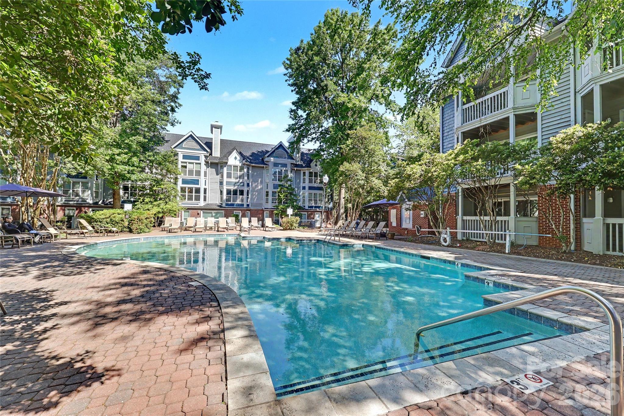 517 N Graham Street #2D — Charlotte
