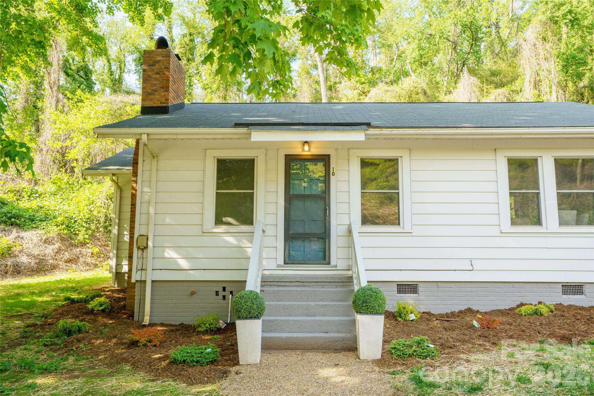10 Sixth Street — Asheville