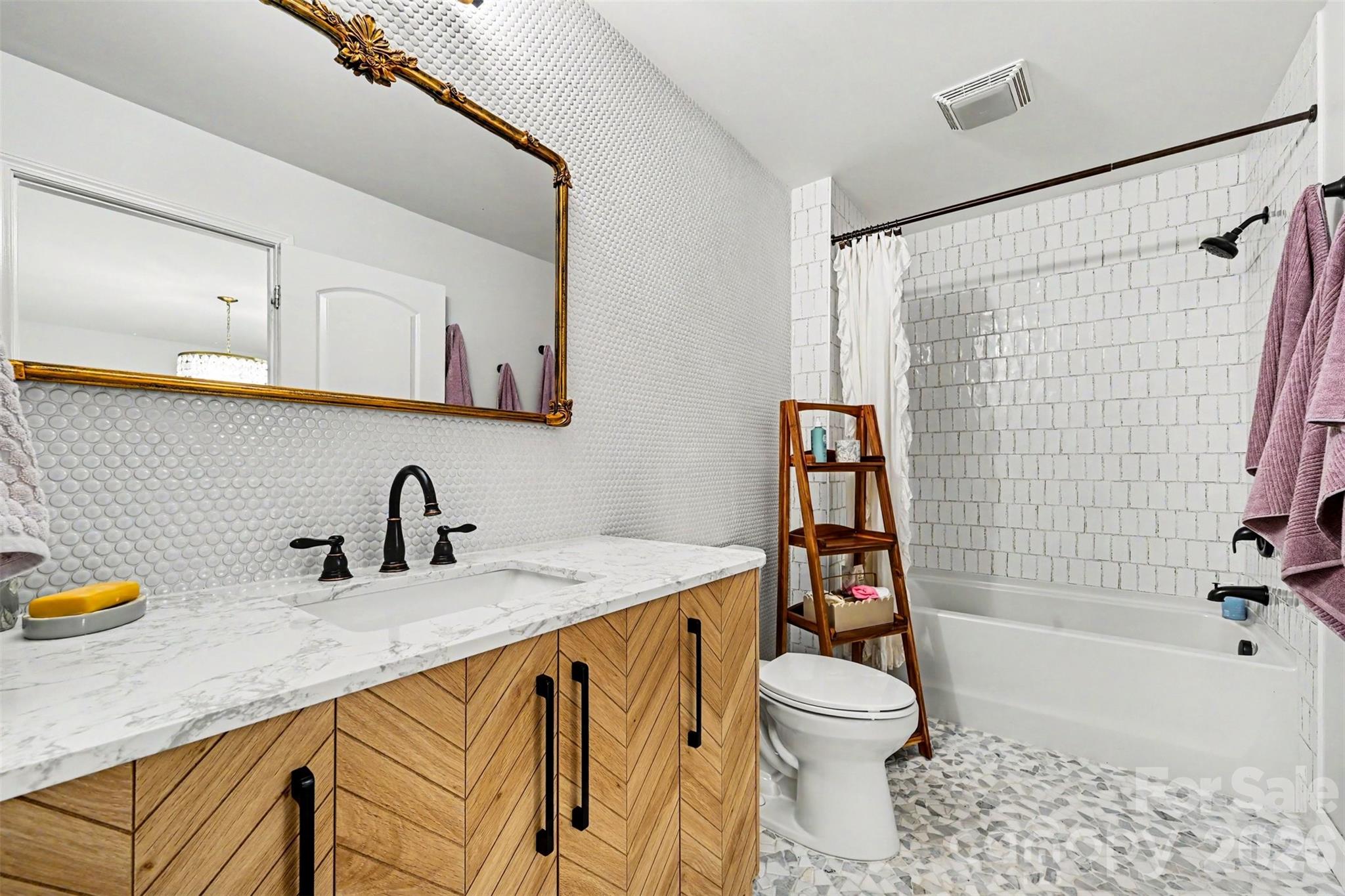 1205 Brooksland Place — Waxhaw