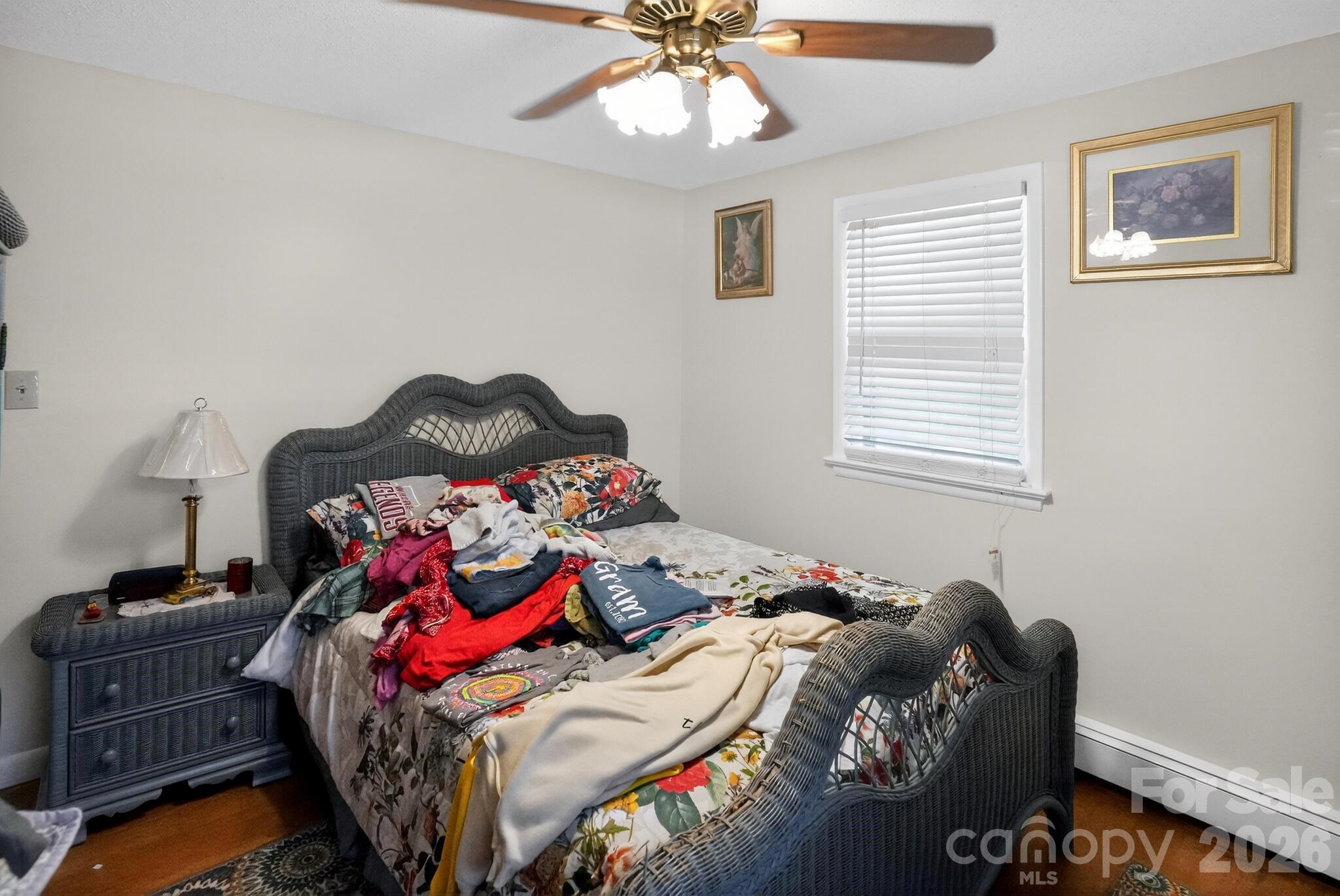 2291 19th Avenue NE — Hickory