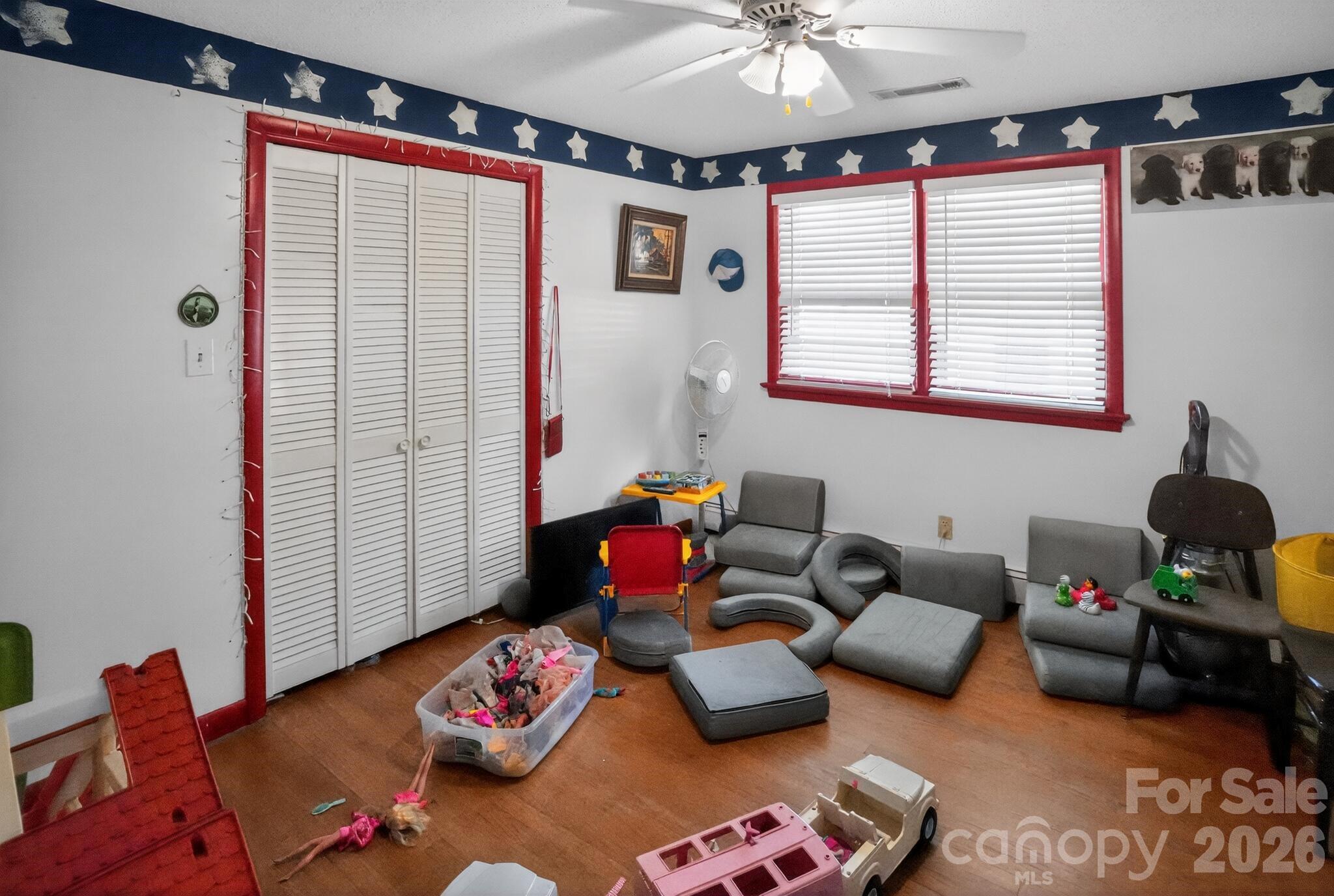 2291 19th Avenue NE — Hickory