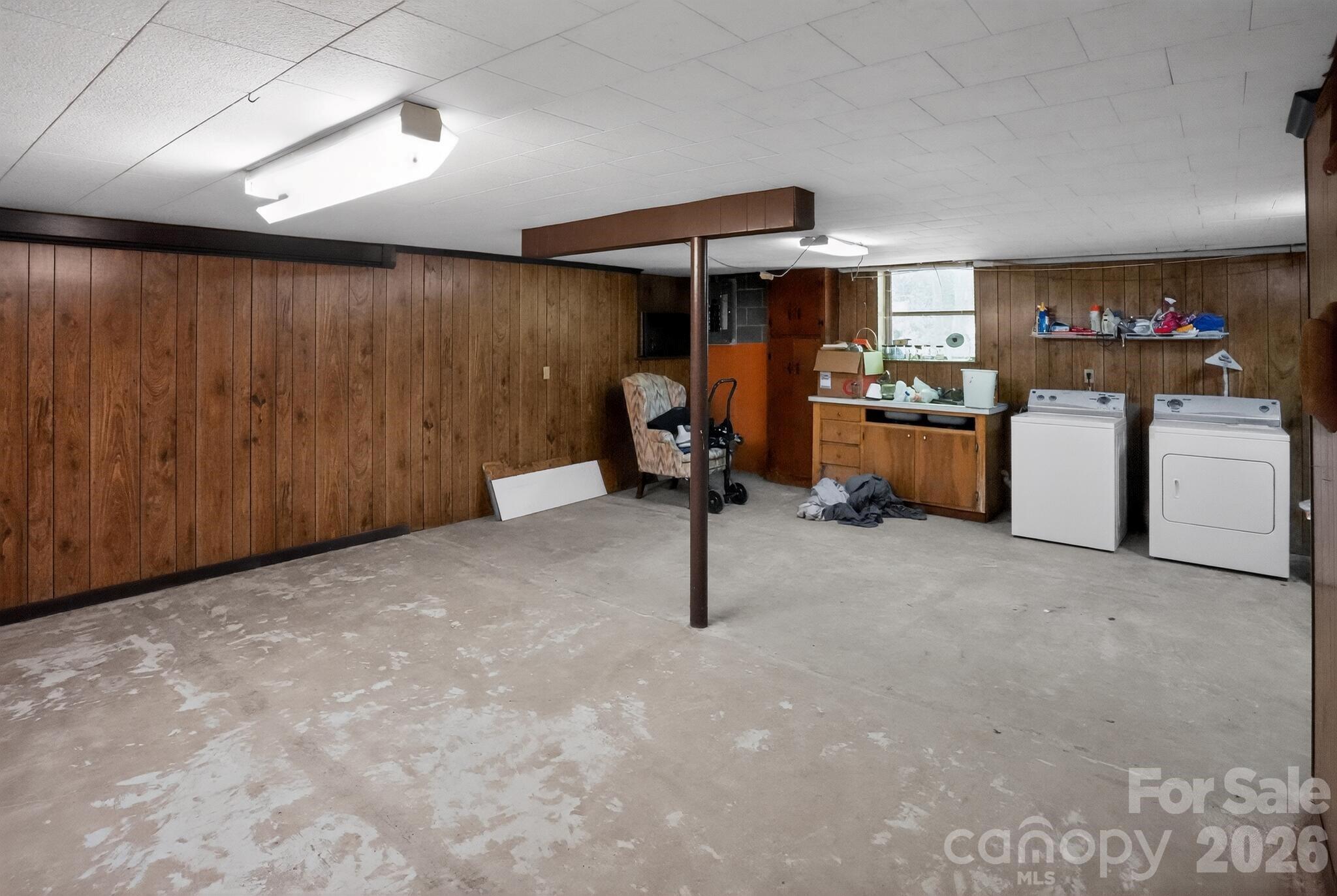2291 19th Avenue NE — Hickory