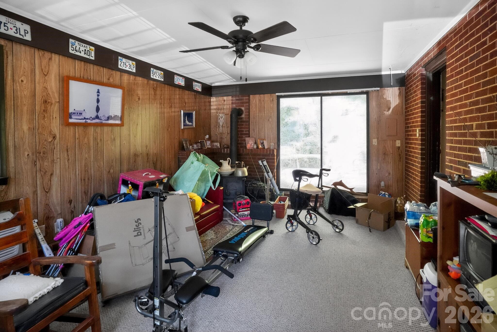 2291 19th Avenue NE — Hickory