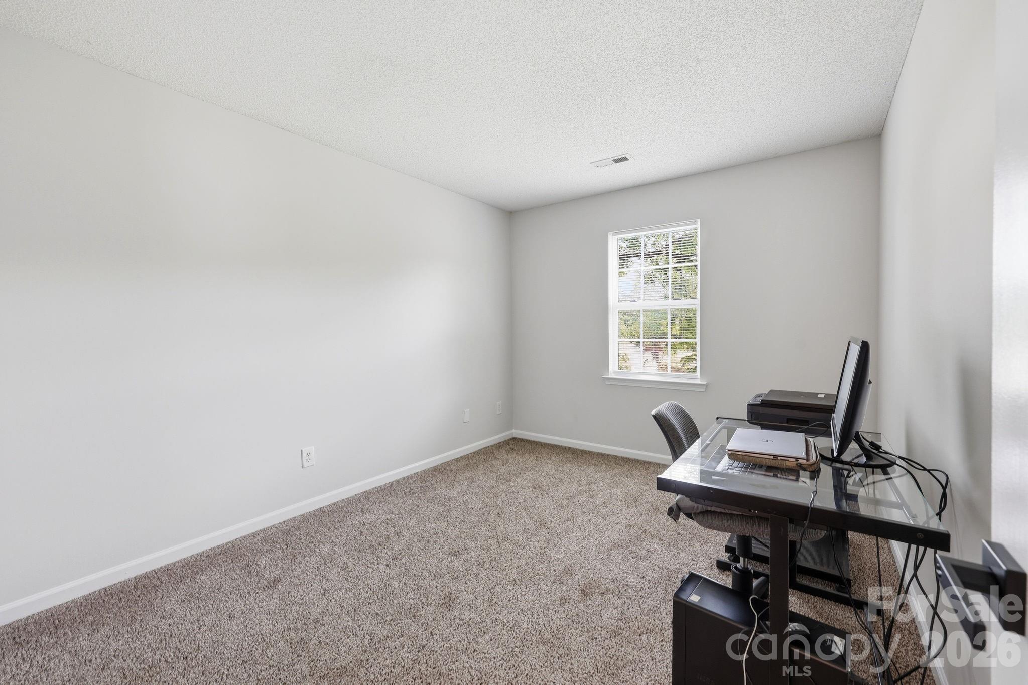 6912 Alanbrook Road — Charlotte