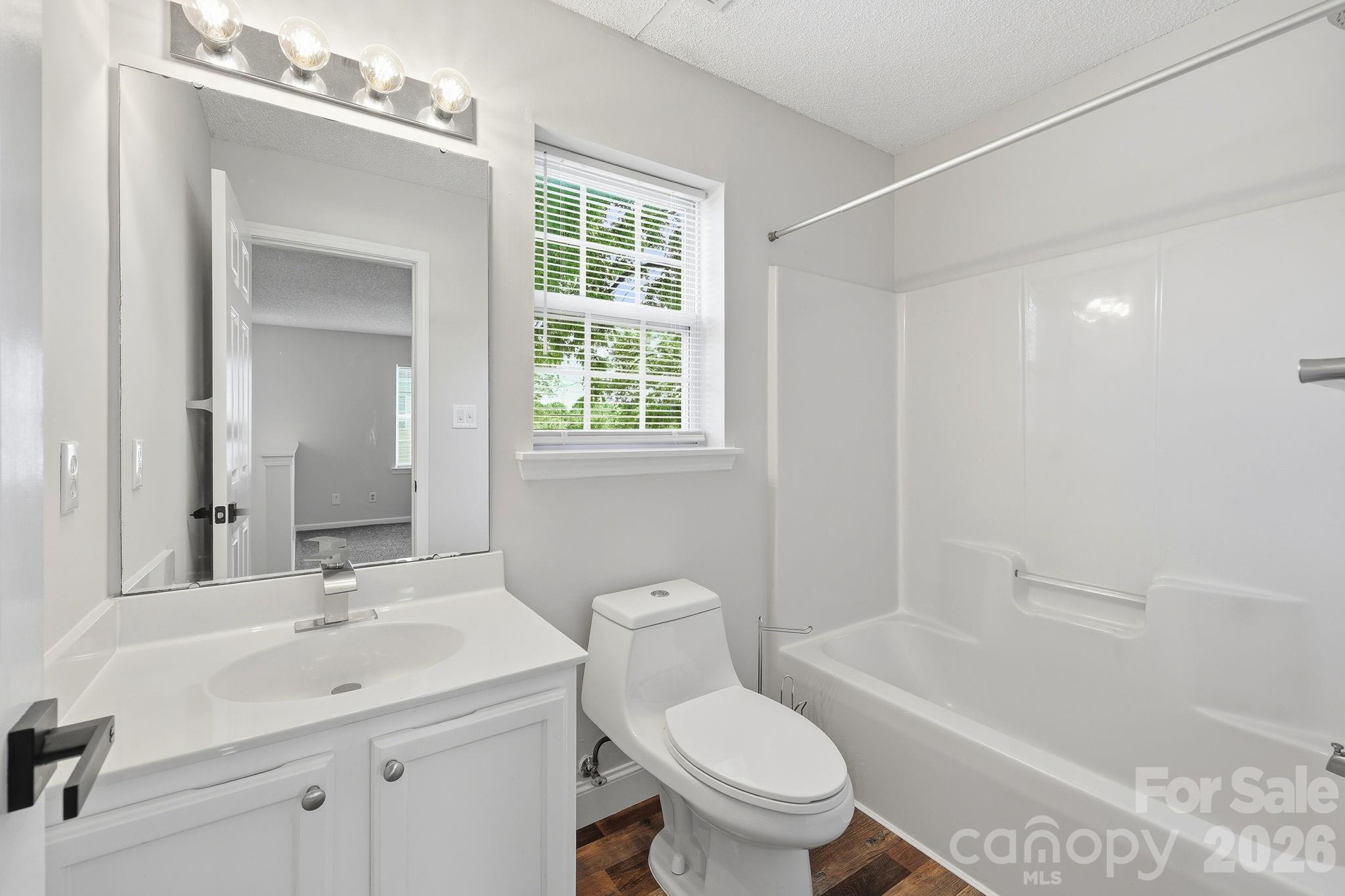 6912 Alanbrook Road — Charlotte