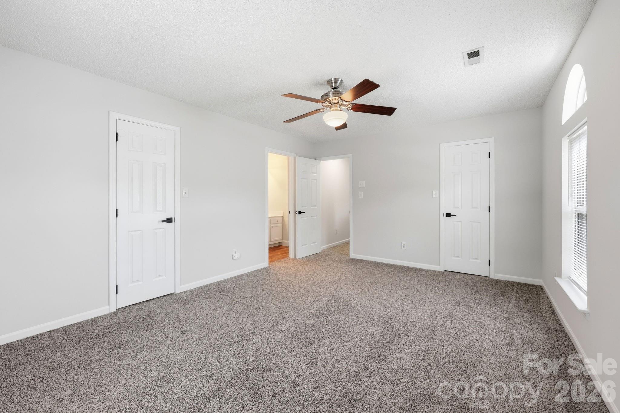 6912 Alanbrook Road — Charlotte