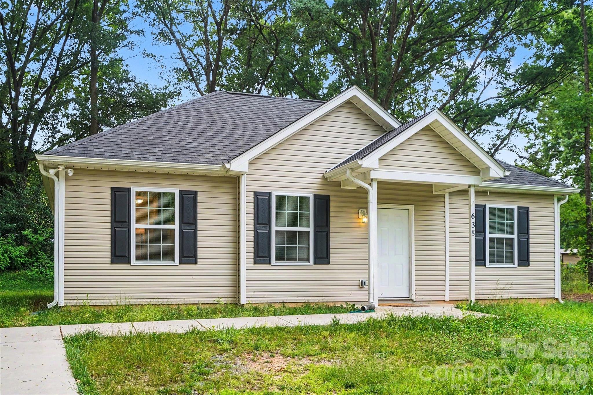 635 Johns Lane — Gastonia