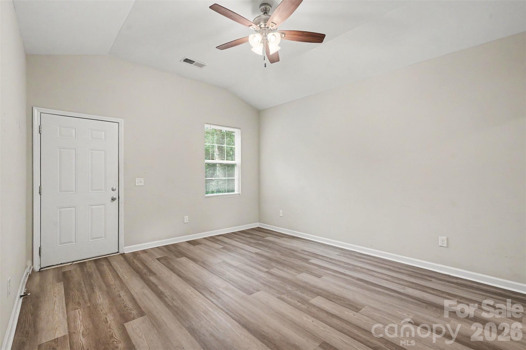 635 Johns Lane — Gastonia