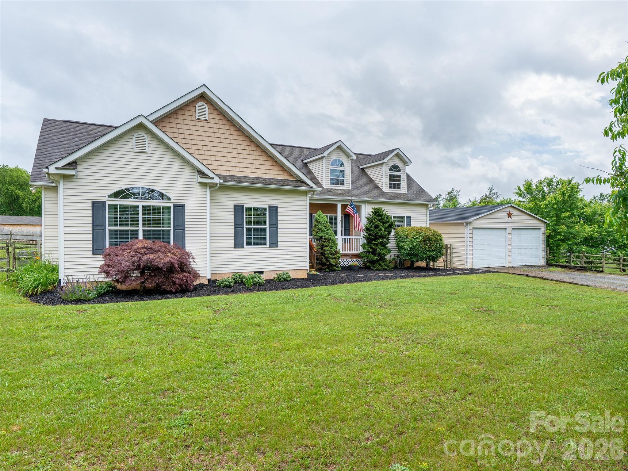 300 Welch Drive — Alexander