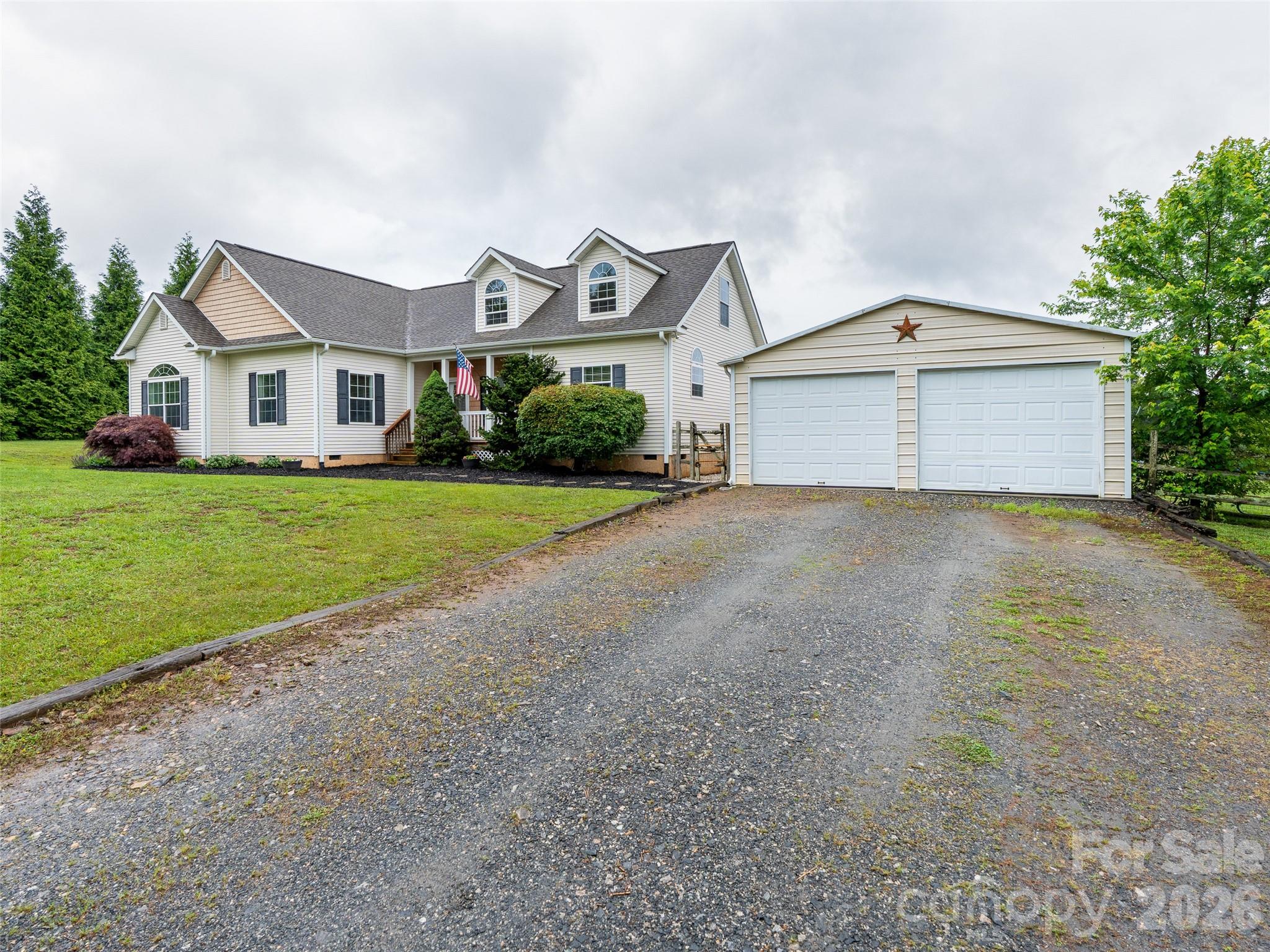 300 Welch Drive — Alexander